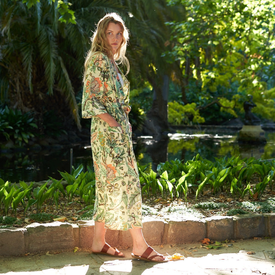 Coastal Bloom 100% Cotton Kimono Robe – Frida Kahlo Inspired, Bird of Paradise Print, Adjustable Fit, Versatile Kimono, Bathrobe & Kaftan