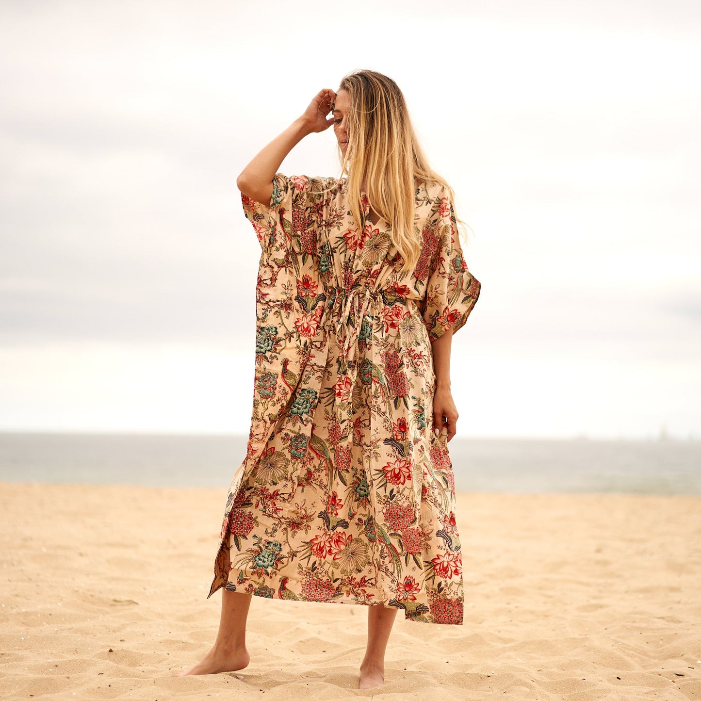 Beige cotton kaftan with floral print