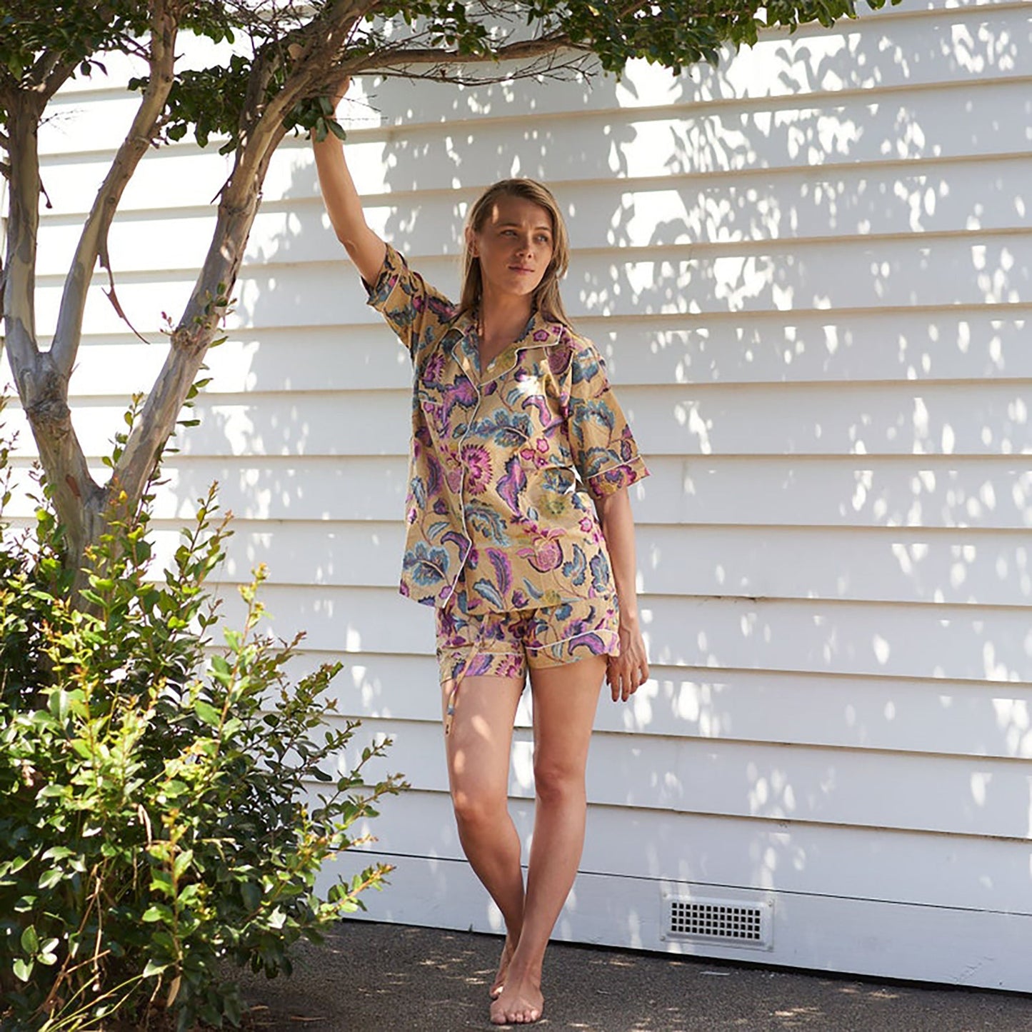 Floral Chic 100% Cotton Pyjama Shorts Set – Hand Screen Printed, Limited Edition, Gift Set with Shirt & Shorts, Sizes S, M, L, XL