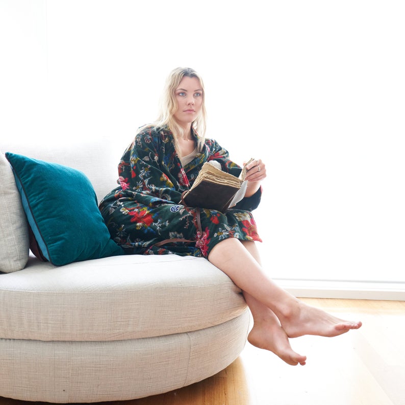 Chic Luxury Kimono – Frida Kahlo Inspired Hand-Printed Velvet Robe