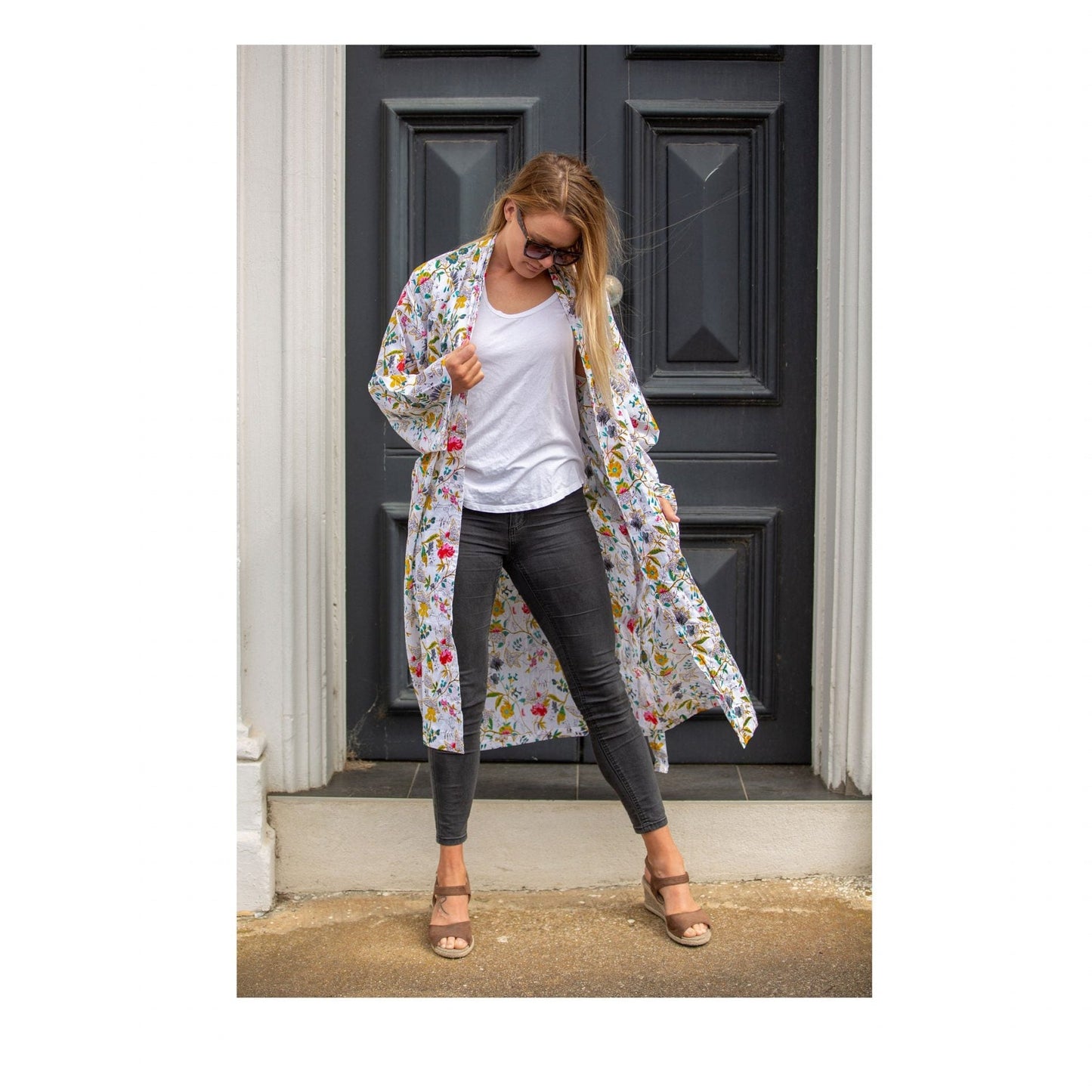 White Wanderings Kimono – Hand-Printed Bird of Paradise Cotton Robe