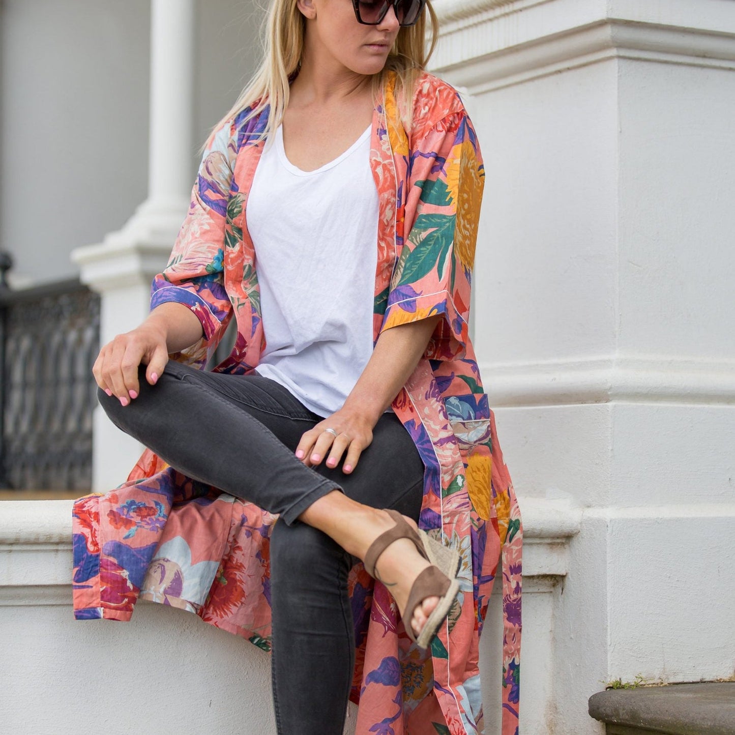 Crimson Colours Kimono – Bird of Paradise Print Lightweight Robe