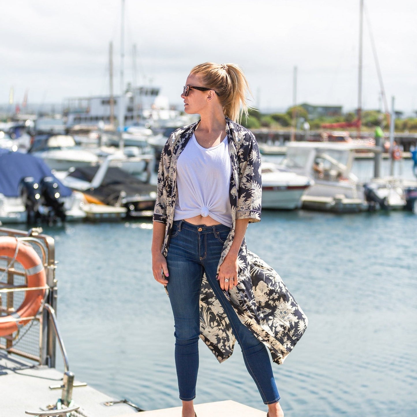 Navy Dream Kimono – Hand-Printed Floral Cotton Bathrobe