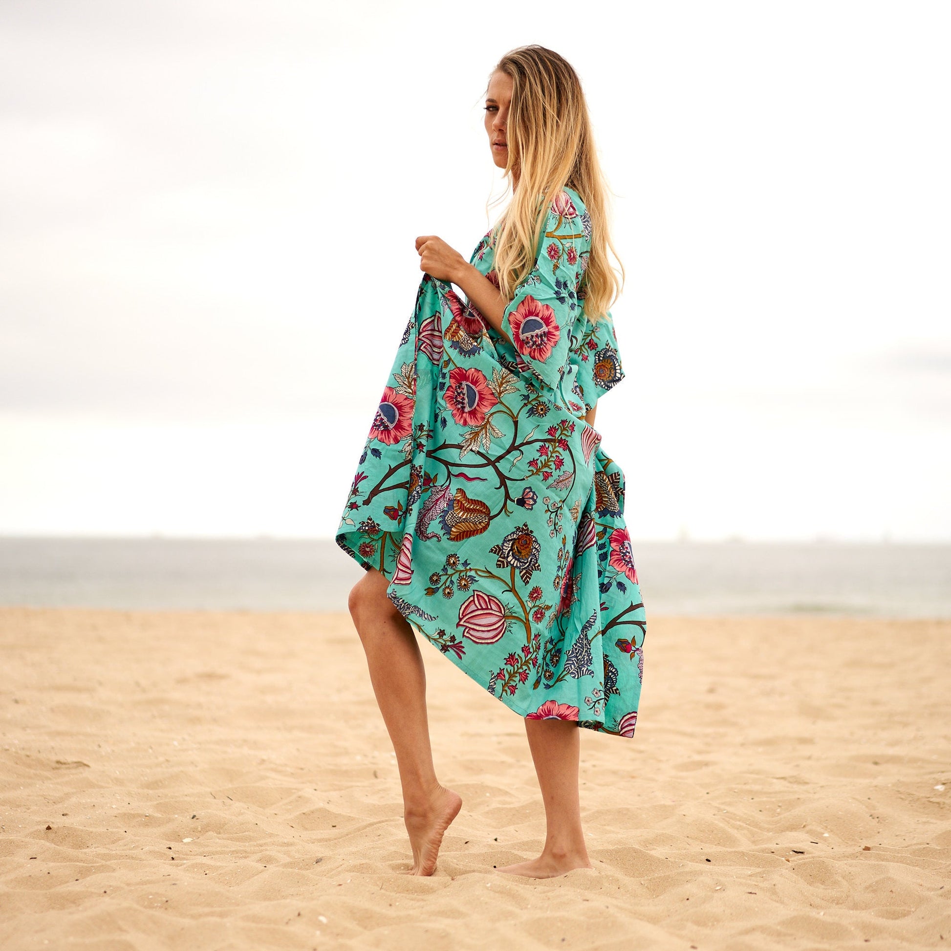 Breathable cotton kimono with soft texture
