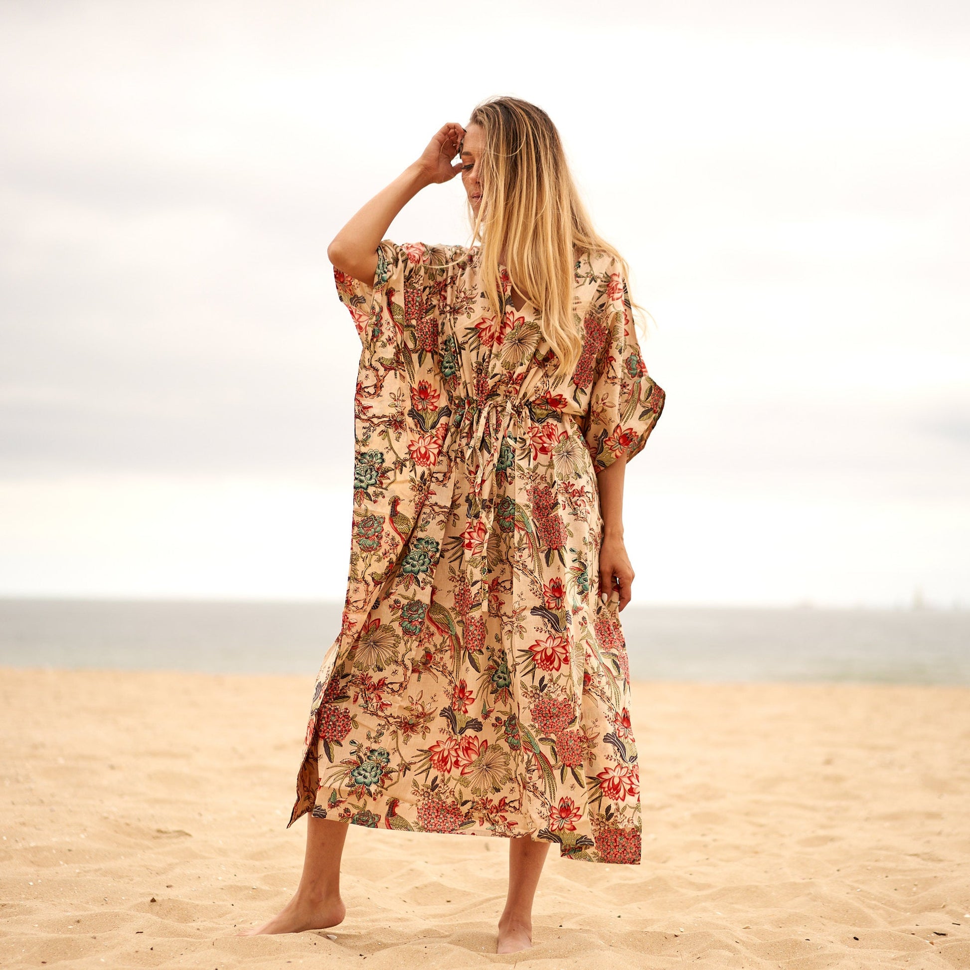 Beige cotton kaftan with floral print