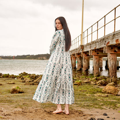 Elegant summer maxi dress with a breezy feel
