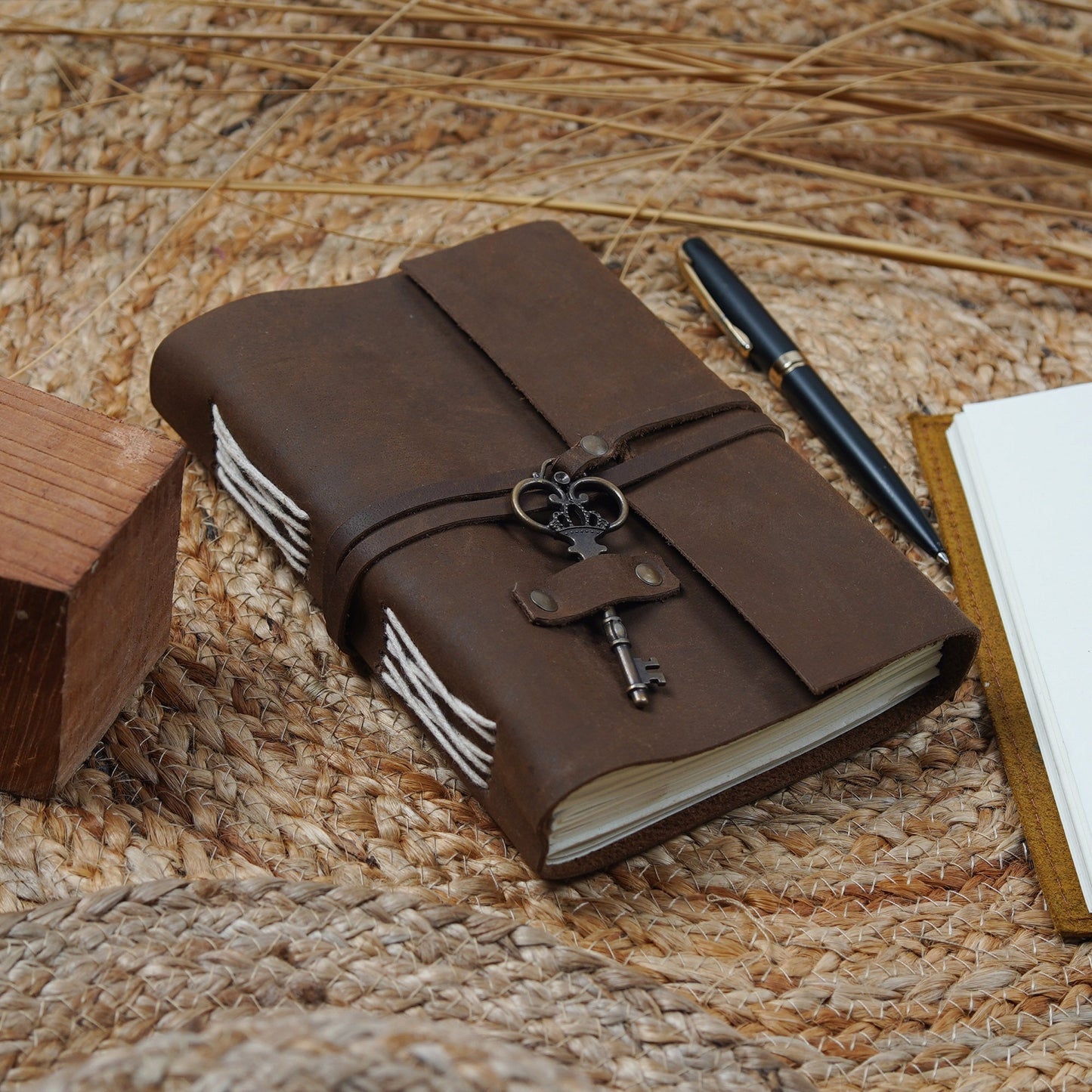 Vintage Leather Journal – Key to Paradise