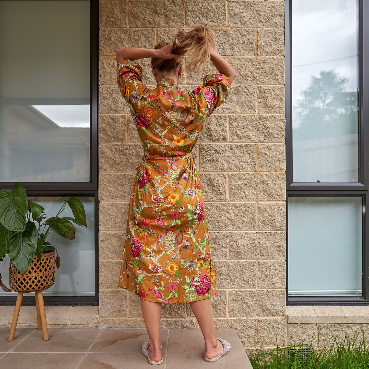 Vibrant Flora 100% Cotton Kimono Robe – Frida Kahlo-Inspired, Bird of Paradise Hand-Screen Printed, Versatile Bathrobe, Kaftan, Cardigan