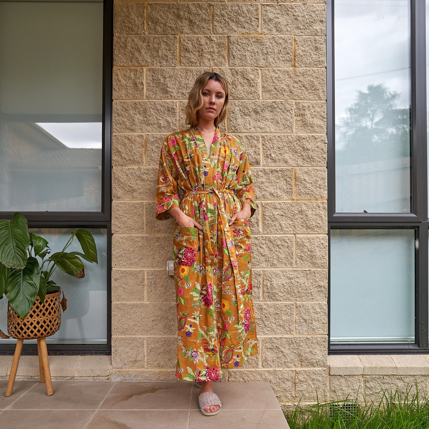Vibrant Flora 100% Cotton Kimono Robe – Frida Kahlo-Inspired, Bird of Paradise Hand-Screen Printed, Versatile Bathrobe, Kaftan, Cardigan