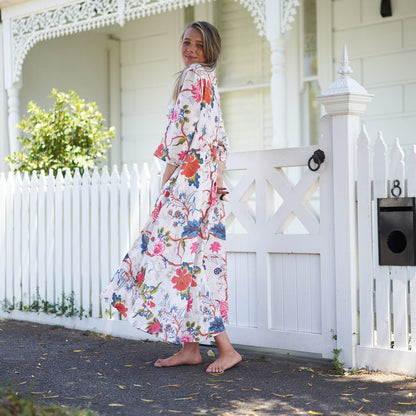 Soft and airy boho dress with a wrap kimono style
