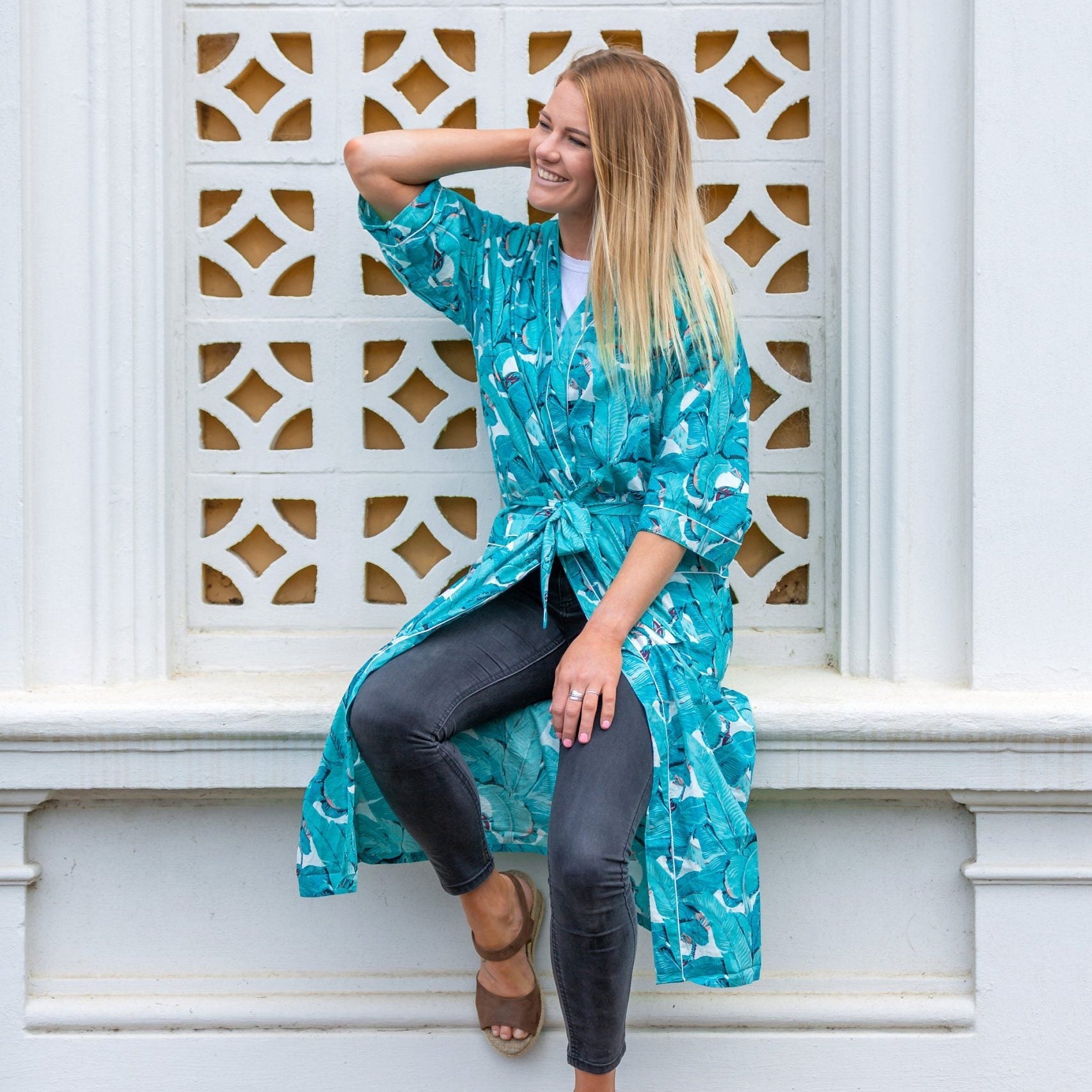 Bird-patterned kimono robe ideal for summer evenings